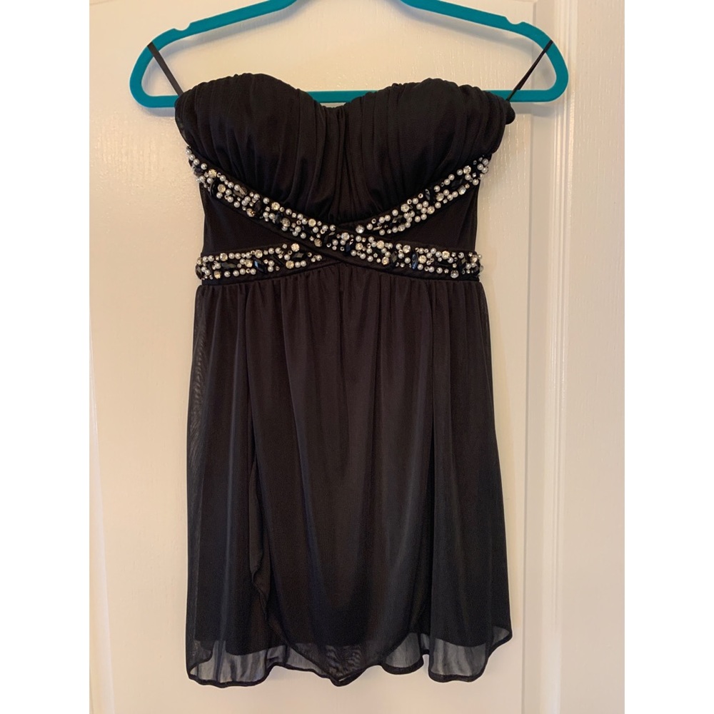 🖤City Triangles black embellished dress🖤